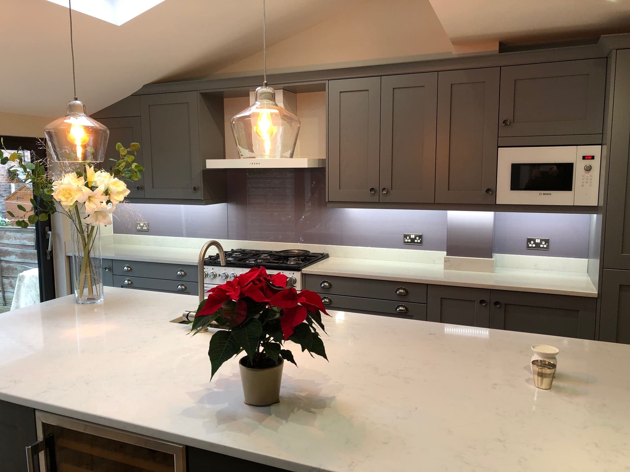 Clear glass pendant light