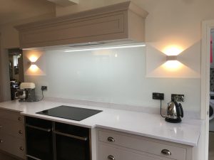 Queensgate Glass White