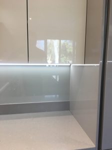 Queensgate Glass Grey