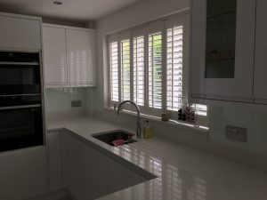 Queensgate Glass White