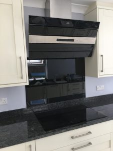 Queensgate Glass Black