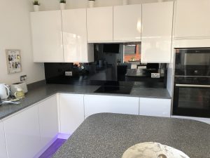 Queensgate Glass Black